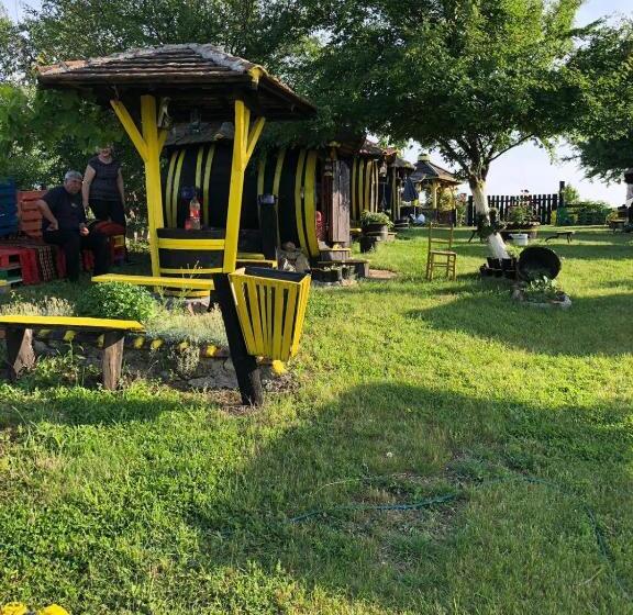 پانسیون Angelinin Konak