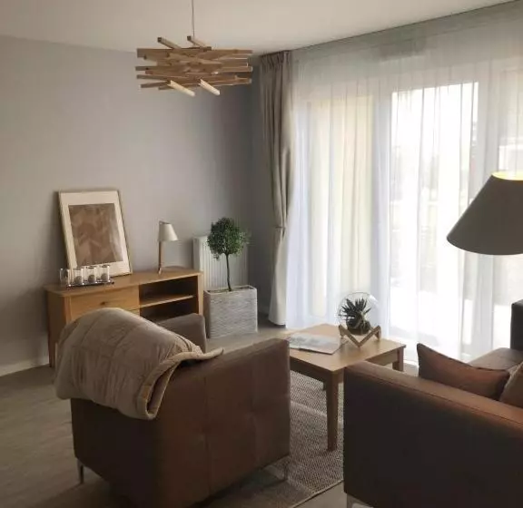 Résidence Services Seniors Domitys   Les Safrans