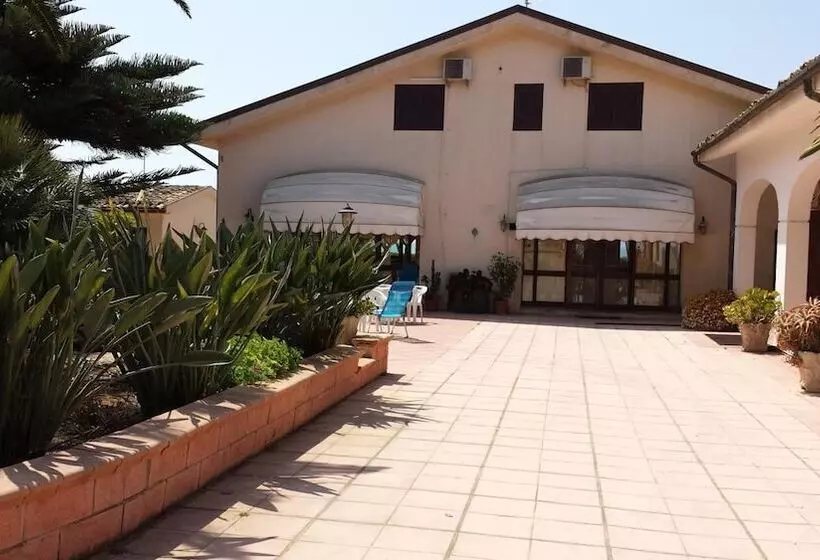 Aamiaismajoitus (B&B) Il Dunnè