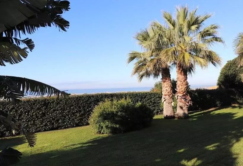 Aamiaismajoitus (B&B) Il Dunnè