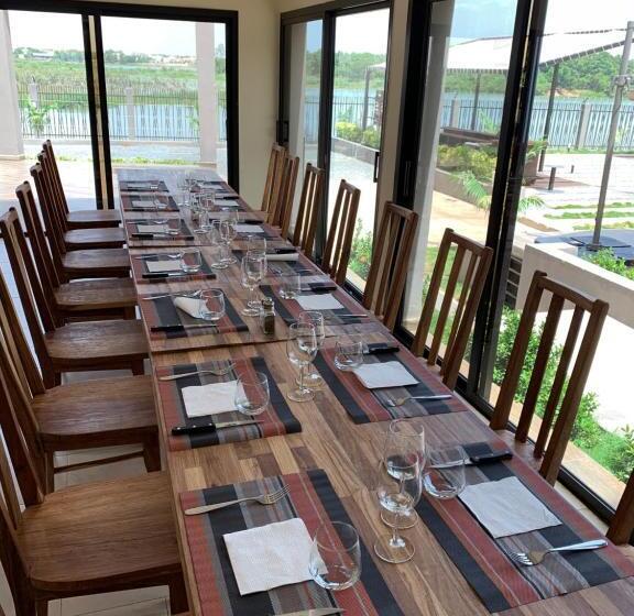 هتل Au Bord De L'eau