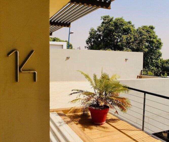 هتل Au Bord De L'eau