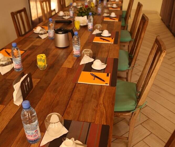 هتل Au Bord De L'eau