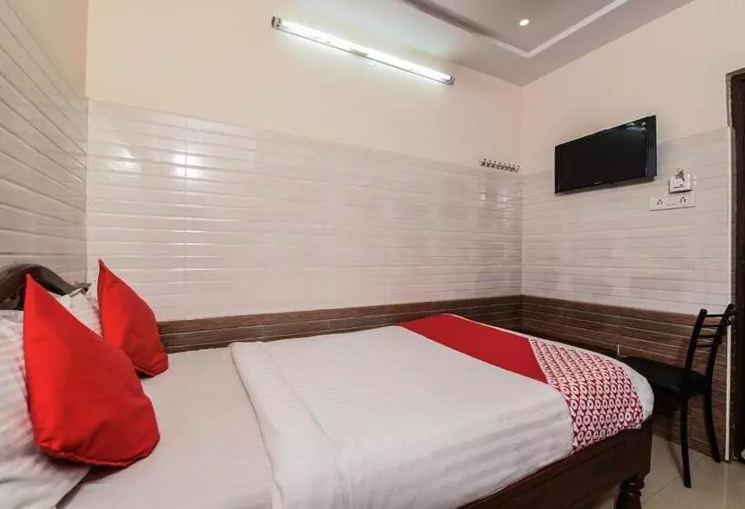 Super Hotel O Varsha Grand Residence