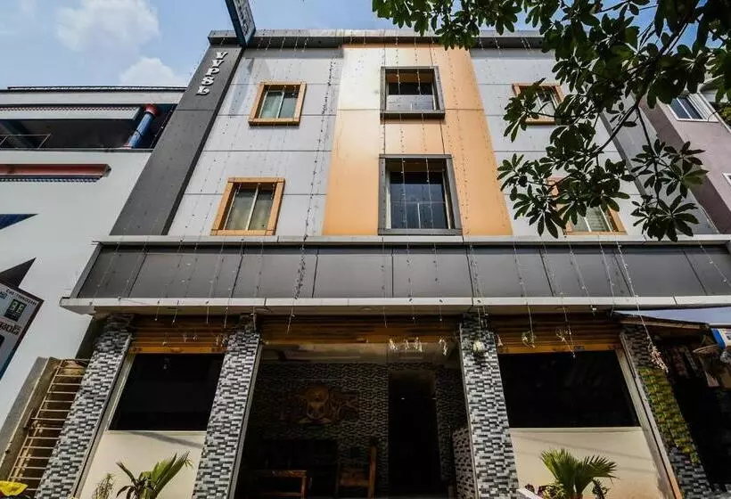 Super Hotel O Varsha Grand Residence