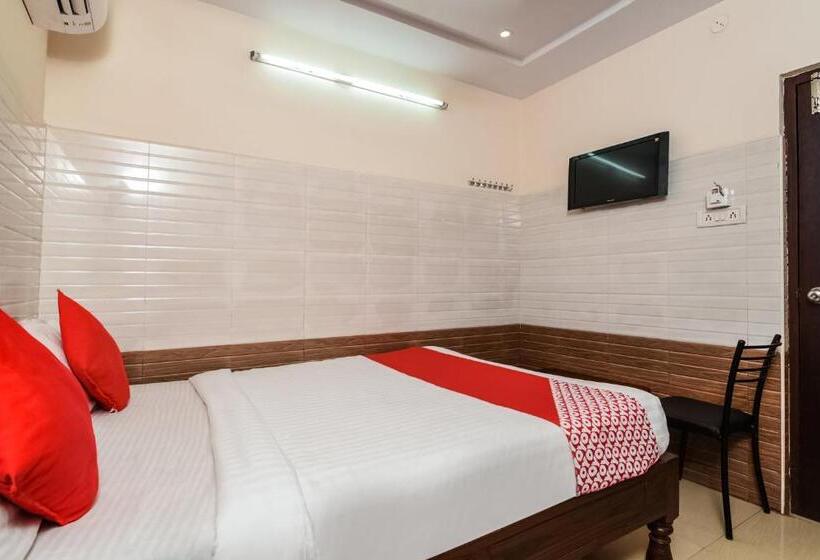 Super Hotel O Varsha Grand Residence