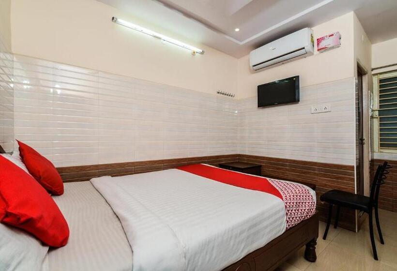 Super Hotel O Varsha Grand Residence