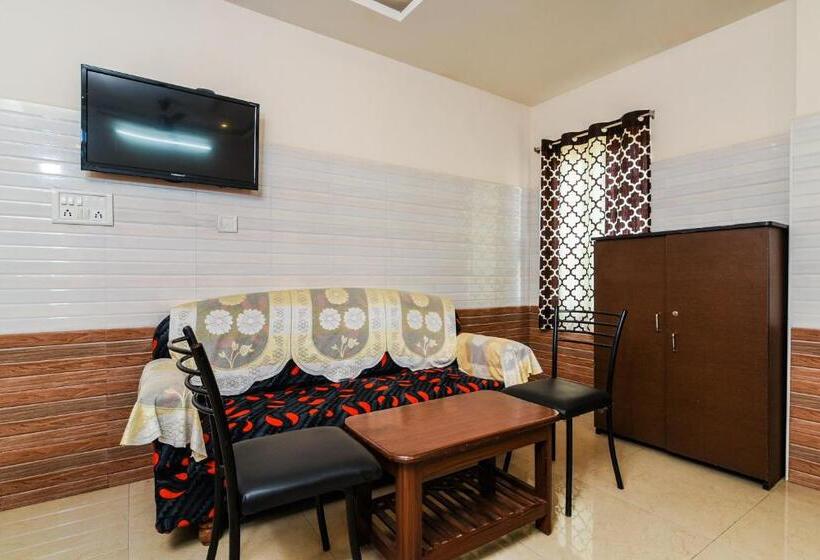 Super Hotel O Varsha Grand Residence