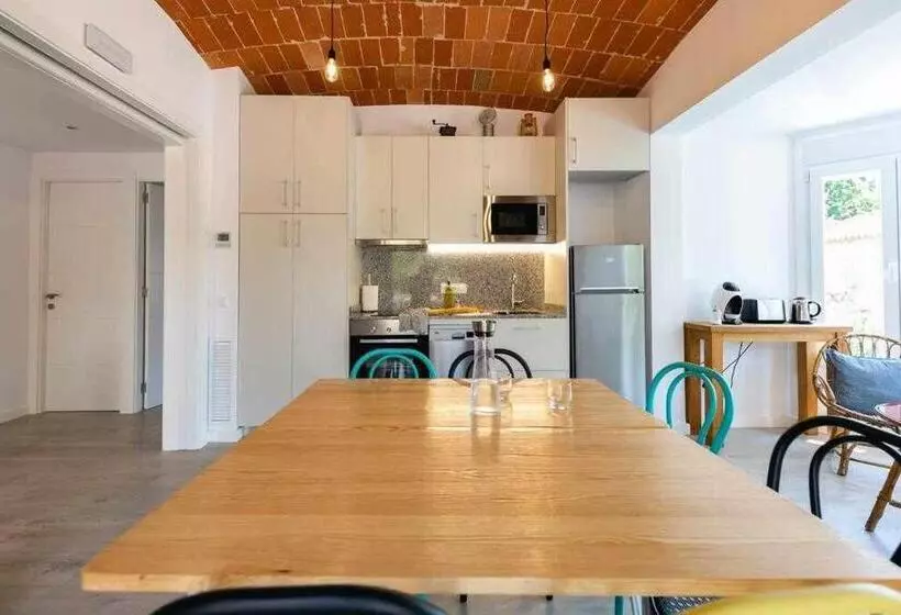 پانسیون Newly Renovated Room W Pool & Bikeparking