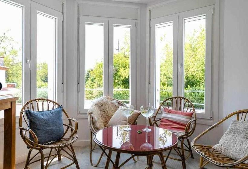 膳宿费 Newly Renovated Room W Pool & Bikeparking