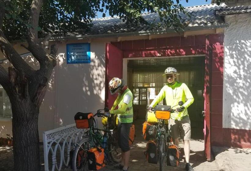 פנסיון Optimist