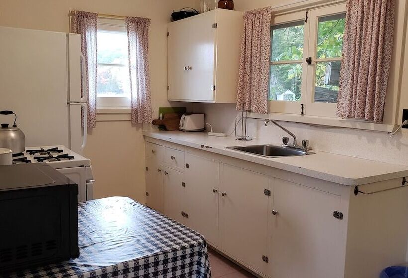 호텔 Miners Bay Lodge