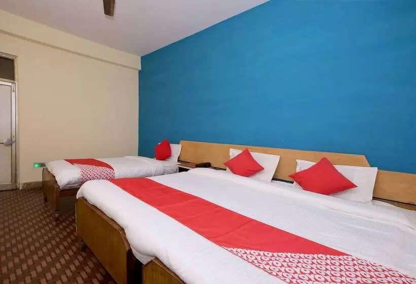 Hotelli Oyo 30600  Sagar