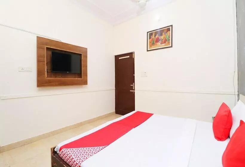 Hotelli Oyo 37903 Best Stay Guest House