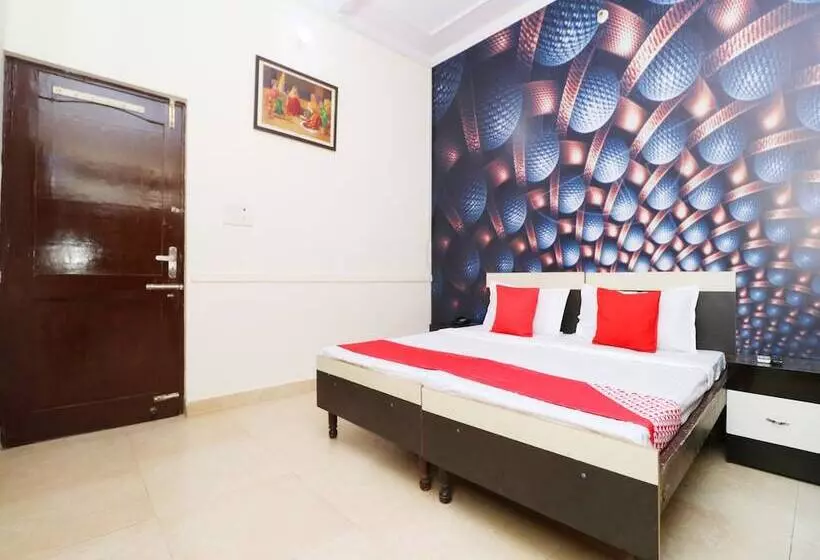Hotelli Oyo 37903 Best Stay Guest House