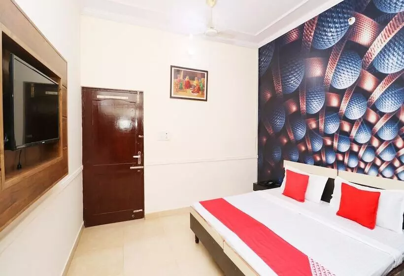 Hotelli Oyo 37903 Best Stay Guest House