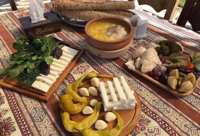 هتل Ralina Restaurant And