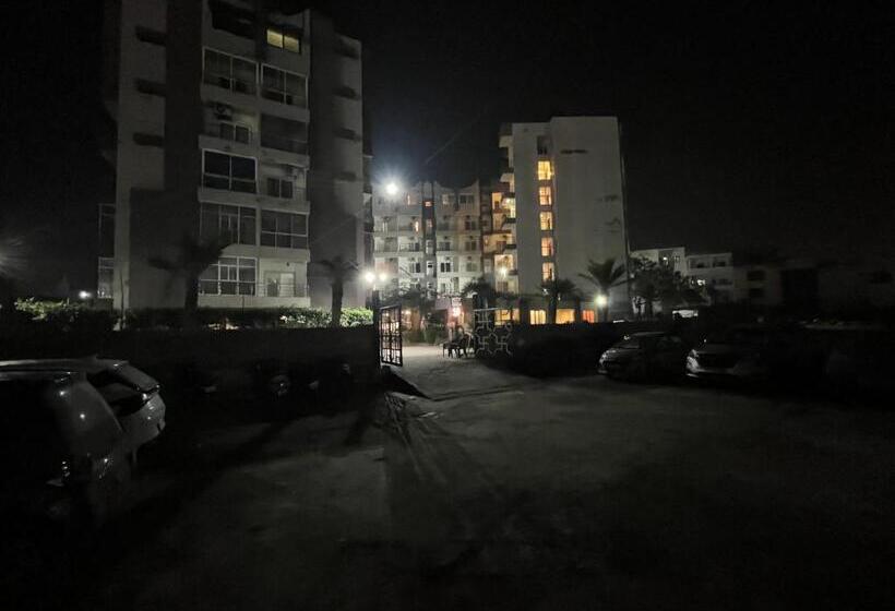 בית מלון כפרי Shri Radha Nikunj   Opposite Prem Mandir