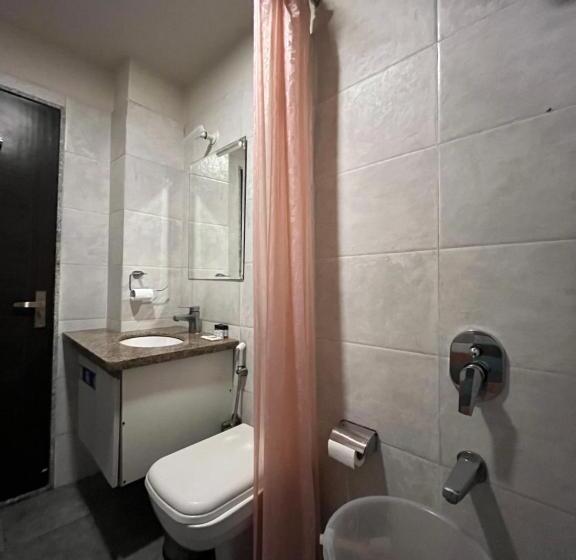 בית מלון כפרי Shri Radha Nikunj   Opposite Prem Mandir