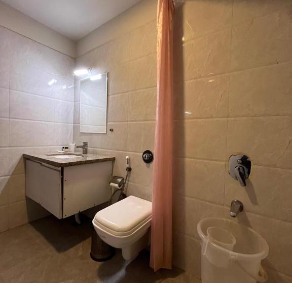 בית מלון כפרי Shri Radha Nikunj   Opposite Prem Mandir