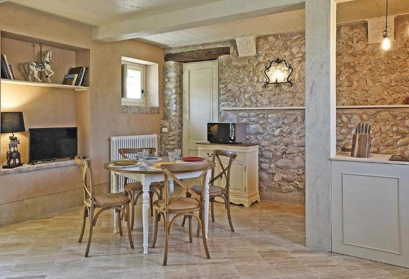 Dogoli Country Apartments