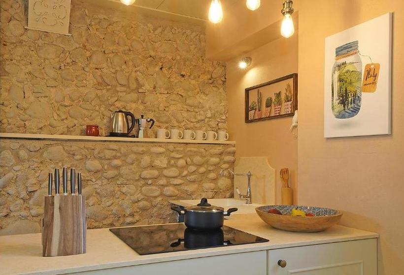 Dogoli Country Apartments