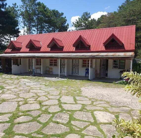 Szálloda Rusty Nail Inn And Cafe