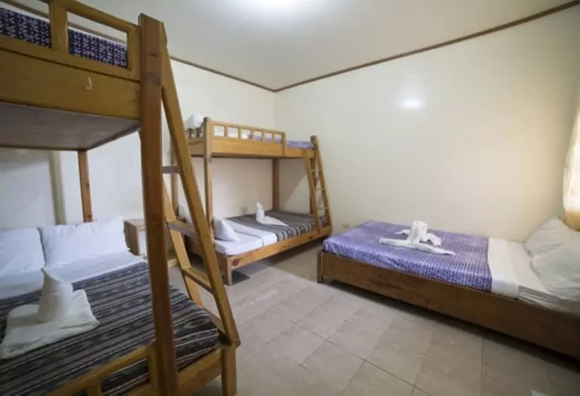 ホテル Rusty Nail Inn And Cafe