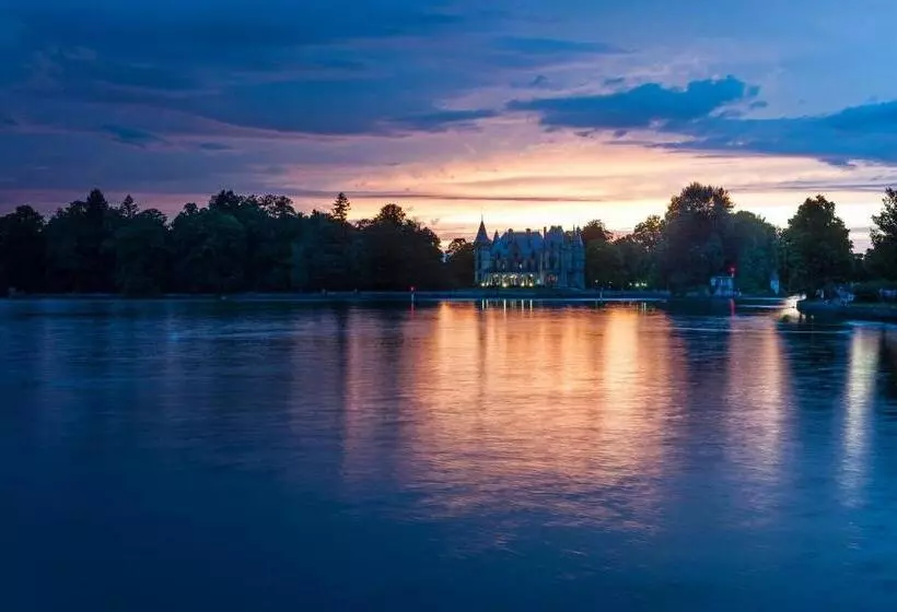 ホテル Schloss Schadau   Swiss Historic