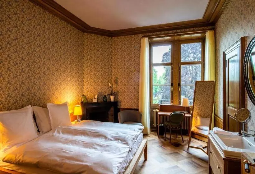 ホテル Schloss Schadau   Swiss Historic