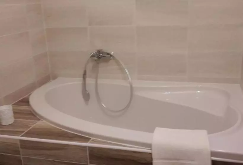 Majatalo Ubytování Lila