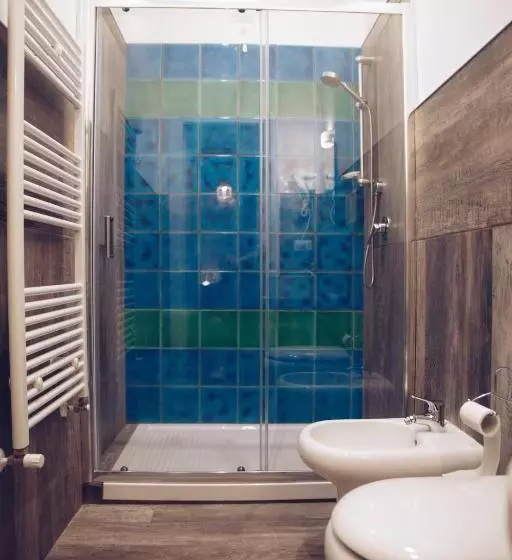 تختخواب و صبحانه Aleandre