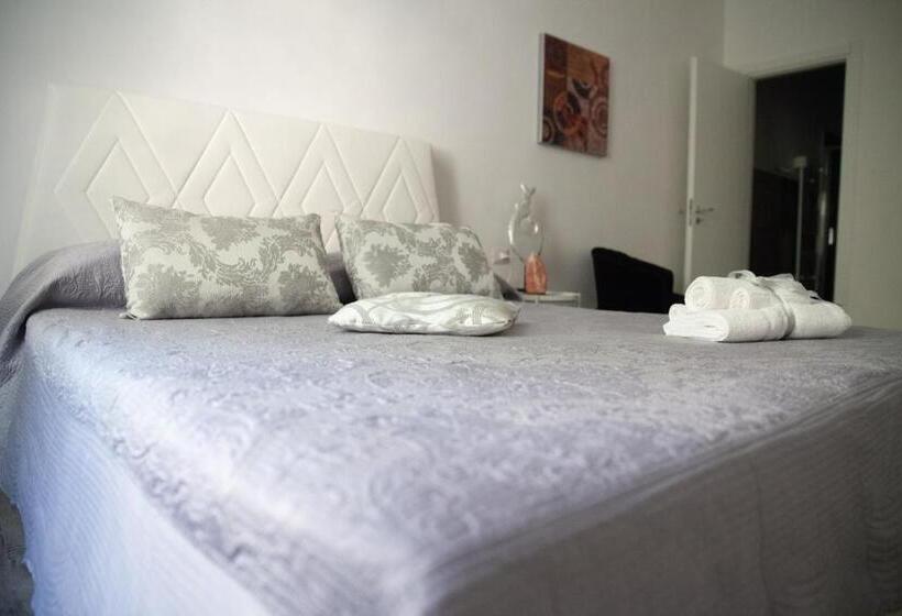 تختخواب و صبحانه Aleandre