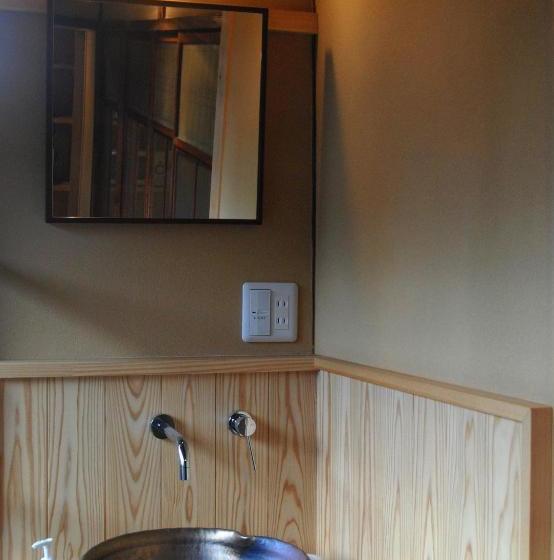 Majatalo Naraigoto Eena House