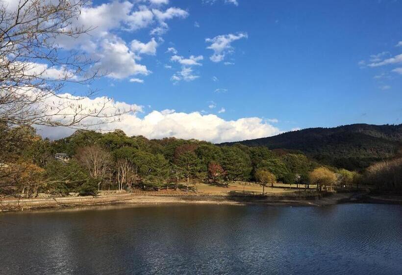 Majatalo Naraigoto Eena House