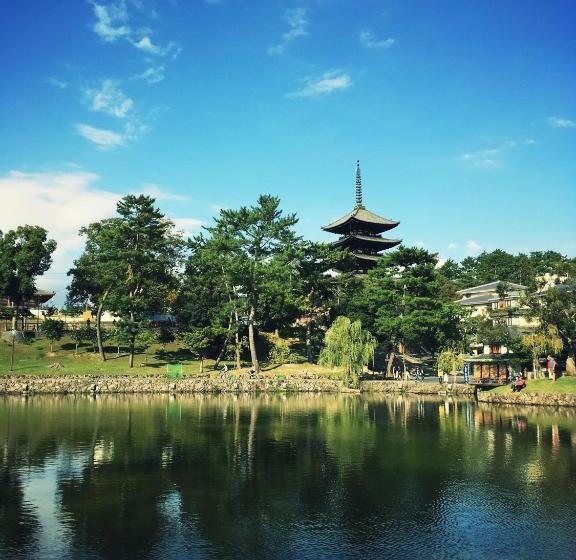 Majatalo Naraigoto Eena House