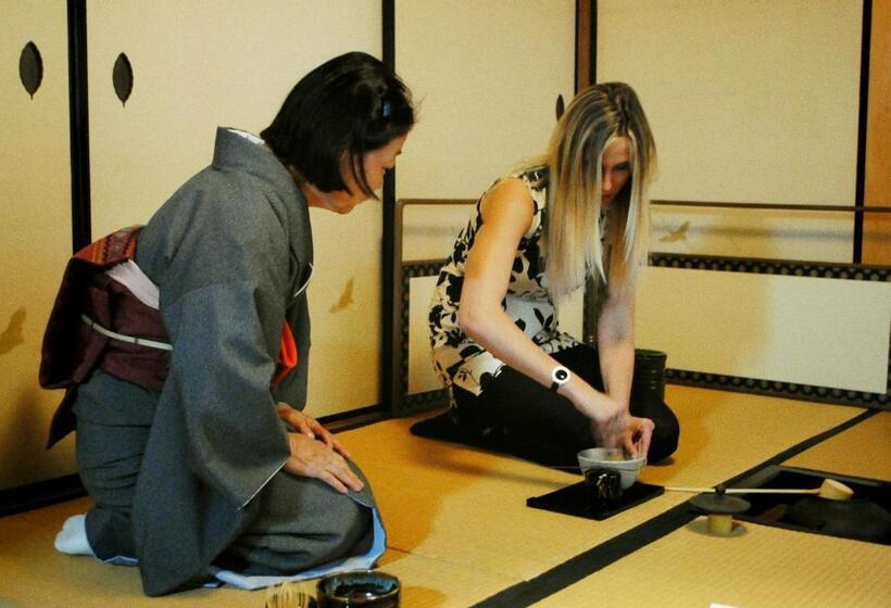 Majatalo Naraigoto Eena House