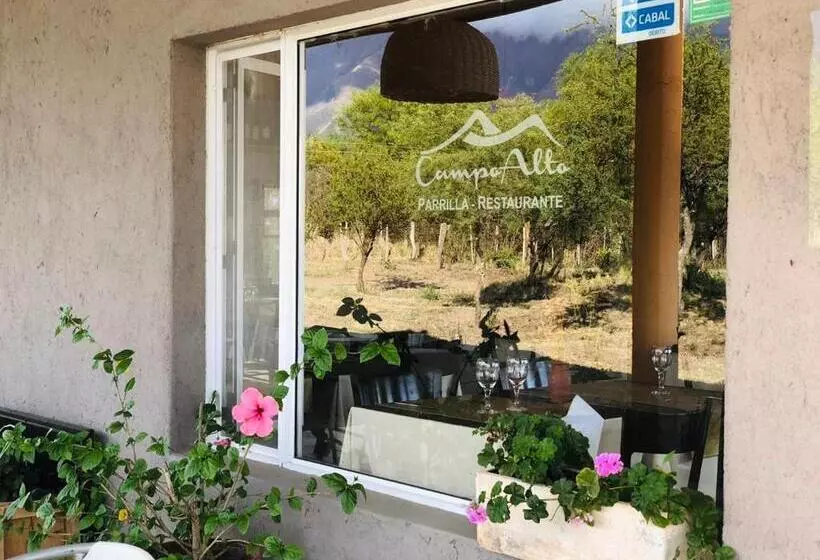 Retkeilymaja Campoalto Suites