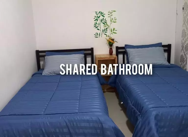 Happy Hostel
