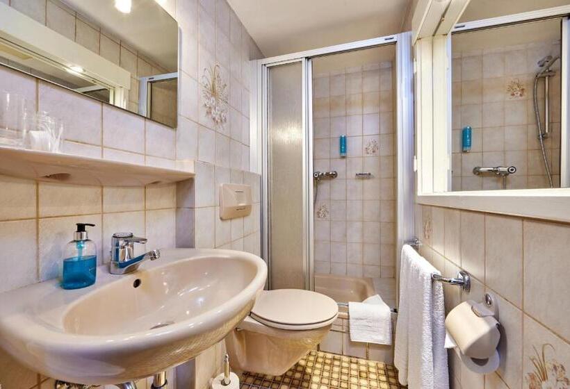 Pensão Gästehaus Angela