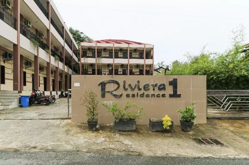 ペンション Riviera Residence