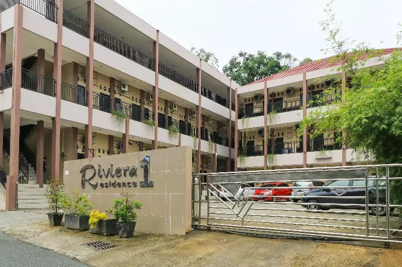 ペンション Riviera Residence