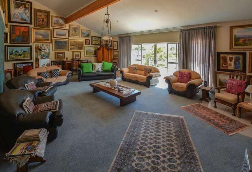 بنسيون 7 Eland Boutique Guesthouse