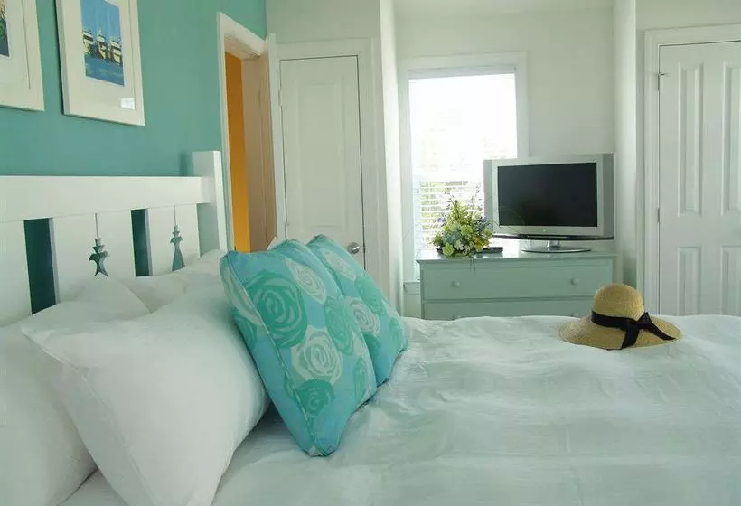 Coral Lagoon Resort Villas & Marina By Keyscaribbean