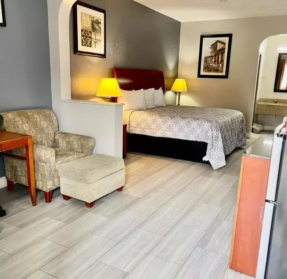 ホテル American Way Inn & Suites