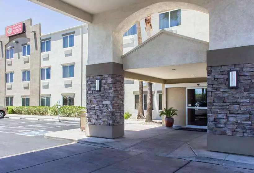 호텔 Comfort Suites At Tucson Mall