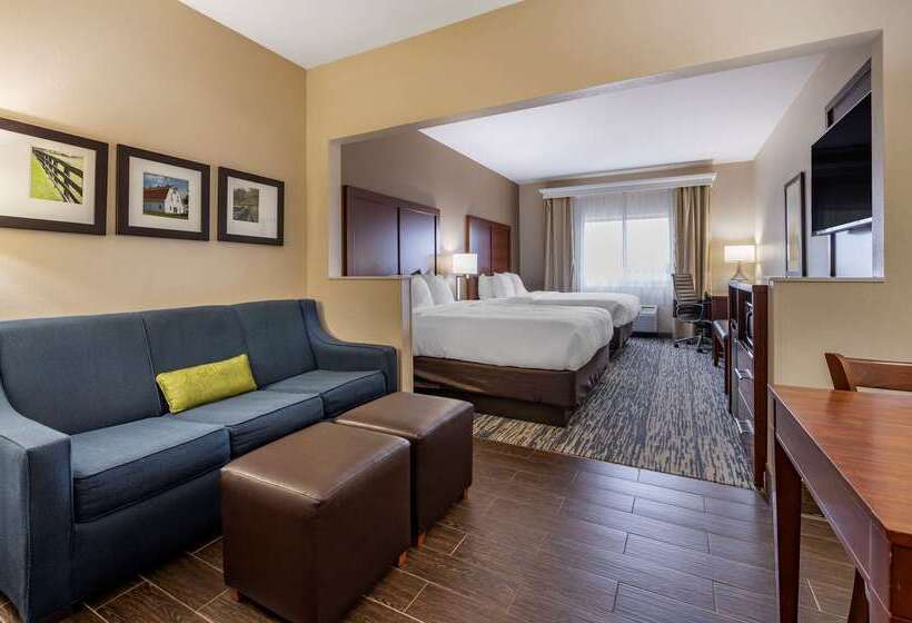 בית מלון כפרי Comfort Suites Keeneland