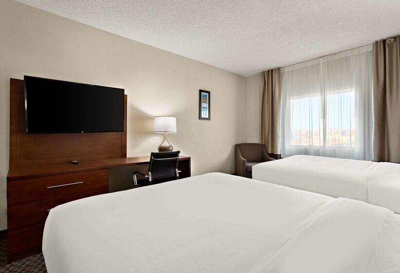 فندق Comfort Suites University