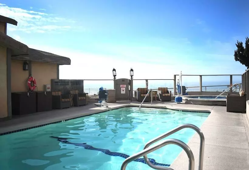 Отель Cottage Inn By The Sea