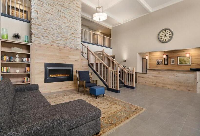 ホテル Country Inn & Suites By Radisson, Detroit Lakes, Mn